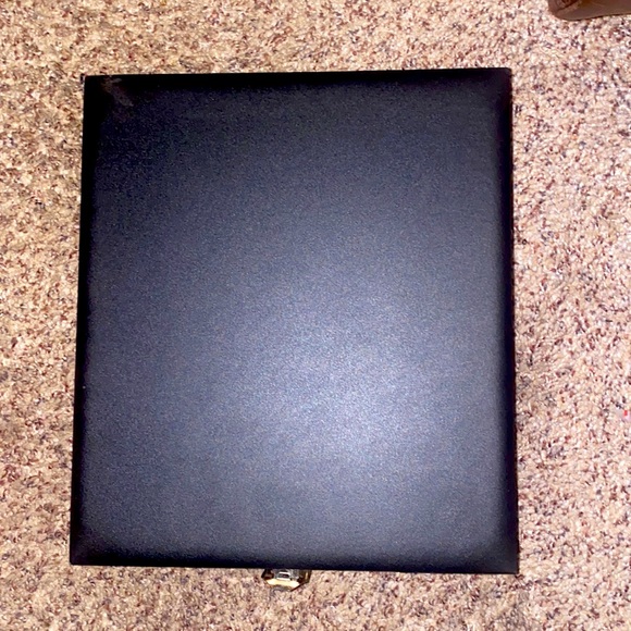 Multi- Game Set with Case - Picture 3 of 8